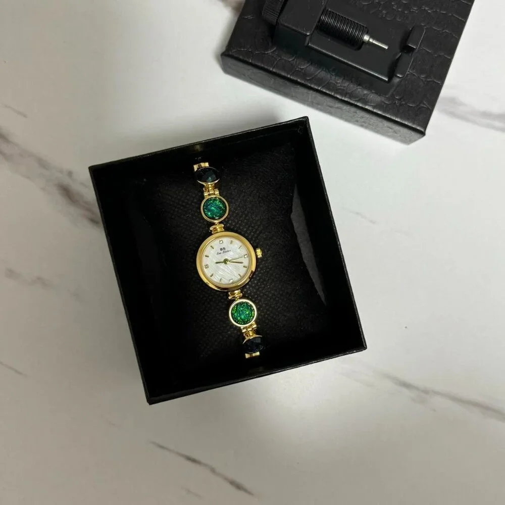 SKU0011 Retro Gold/Blue Stones Women Fashion Watch Stainless steel +‎ gift bag